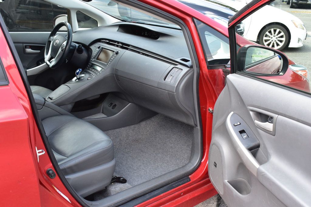 2011 Toyota Prius 5dr Hatchback IV - 23049633 - 16