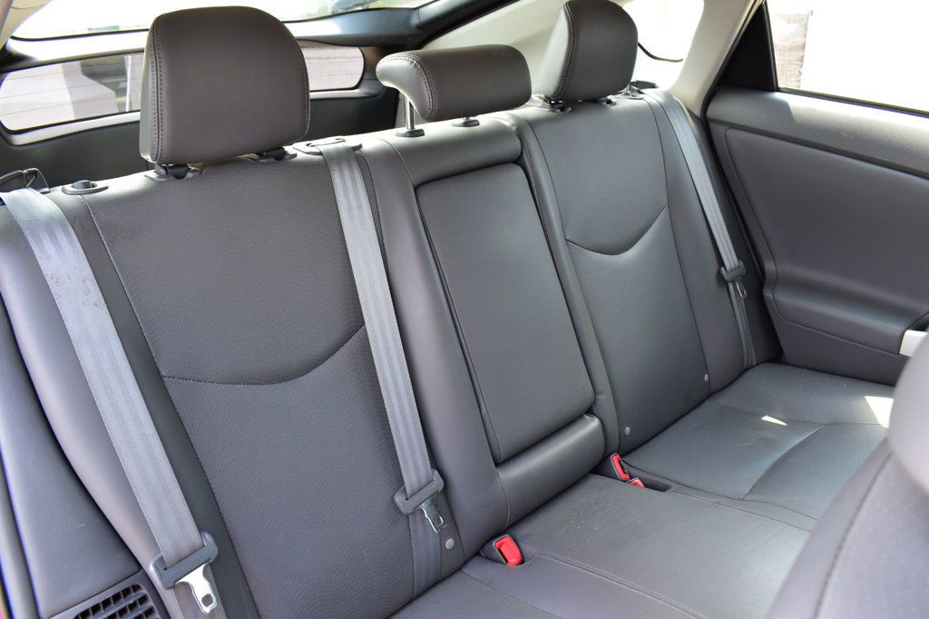 2011 Toyota Prius 5dr Hatchback IV - 23049633 - 18