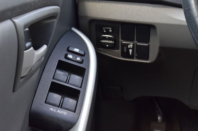 2011 Toyota Prius 5dr Hatchback IV - 23049633 - 30