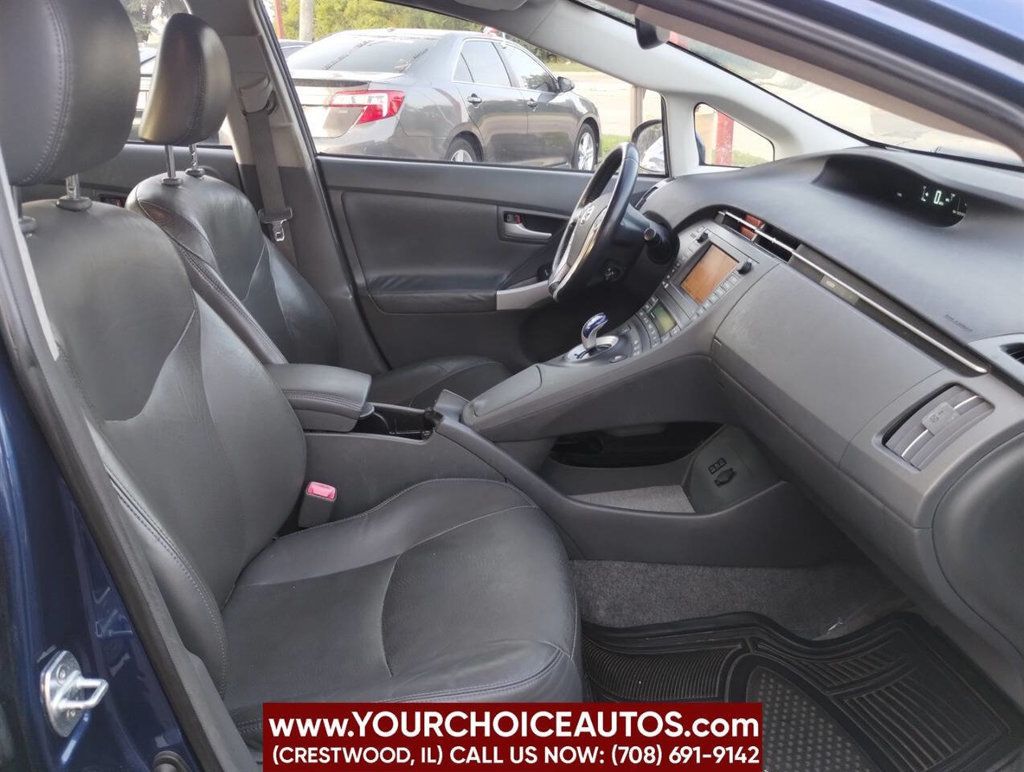 2011 Toyota Prius Five 4dr Hatchback - 22898156 - 17