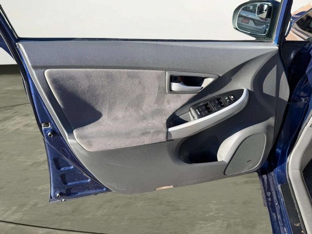 2011 Toyota Prius Five 4dr Hatchback - 22962835 - 11