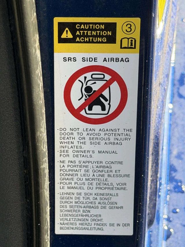 2011 Toyota Prius Five 4dr Hatchback - 22962835 - 16