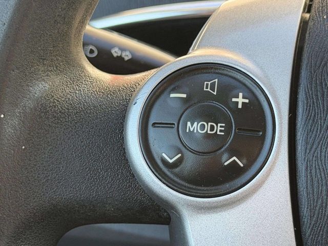 2011 Toyota Prius Five 4dr Hatchback - 22962835 - 34