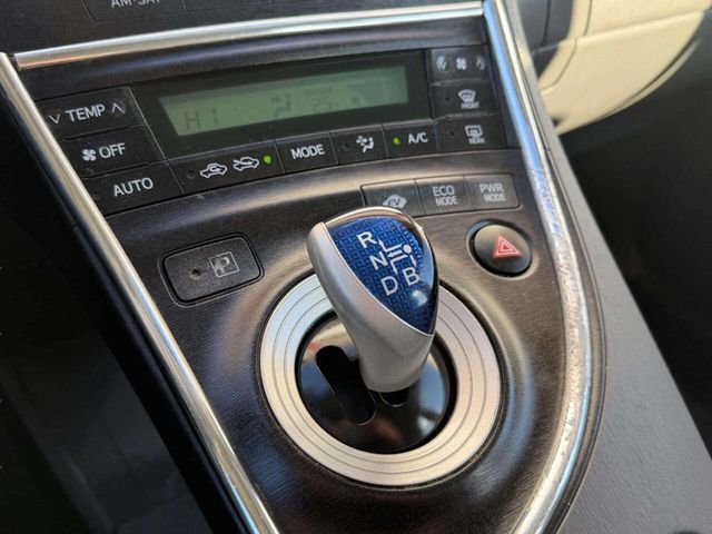 2011 Toyota Prius Five 4dr Hatchback - 22962835 - 40