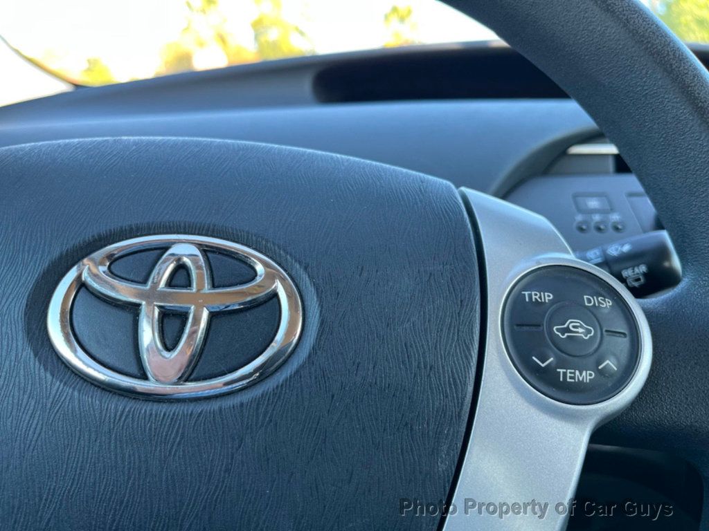 2011 Toyota Prius Hybrid - 22160988 - 42