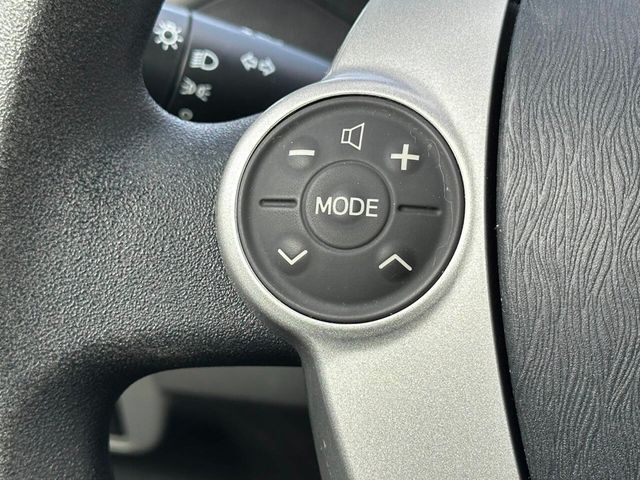 2011 Toyota Prius One 4dr Hatchback - 22933748 - 29