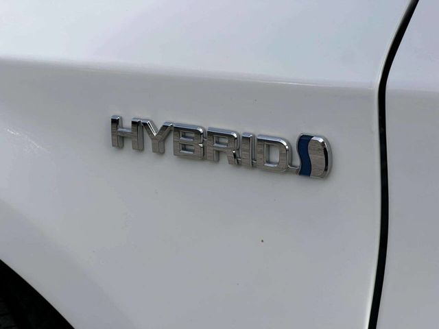 2011 Toyota Prius One 4dr Hatchback - 22933748 - 8