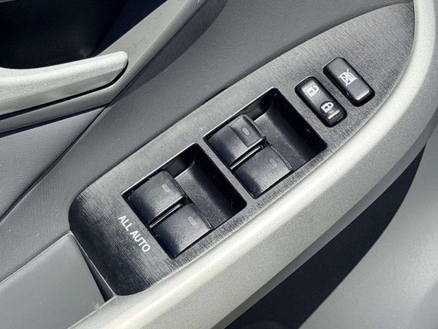 2011 Toyota Prius One 4dr Hatchback - 23016876 - 15