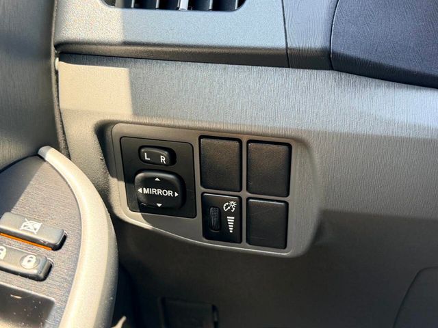 2011 Toyota Prius One 4dr Hatchback - 23016876 - 36