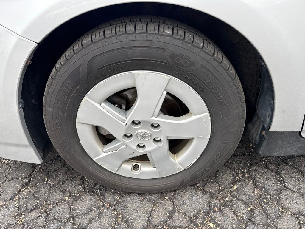 2011 Toyota Prius Three - 23045790 - 1