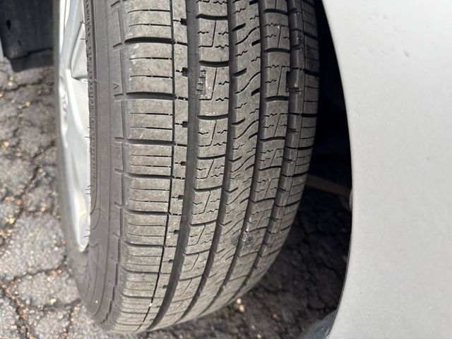 2011 Toyota Prius Three - 23045790 - 2