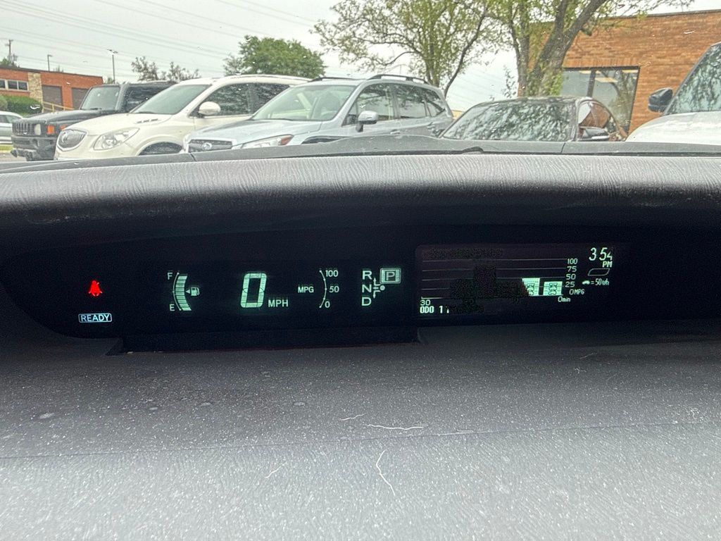 2011 Toyota Prius Three - 23045790 - 8