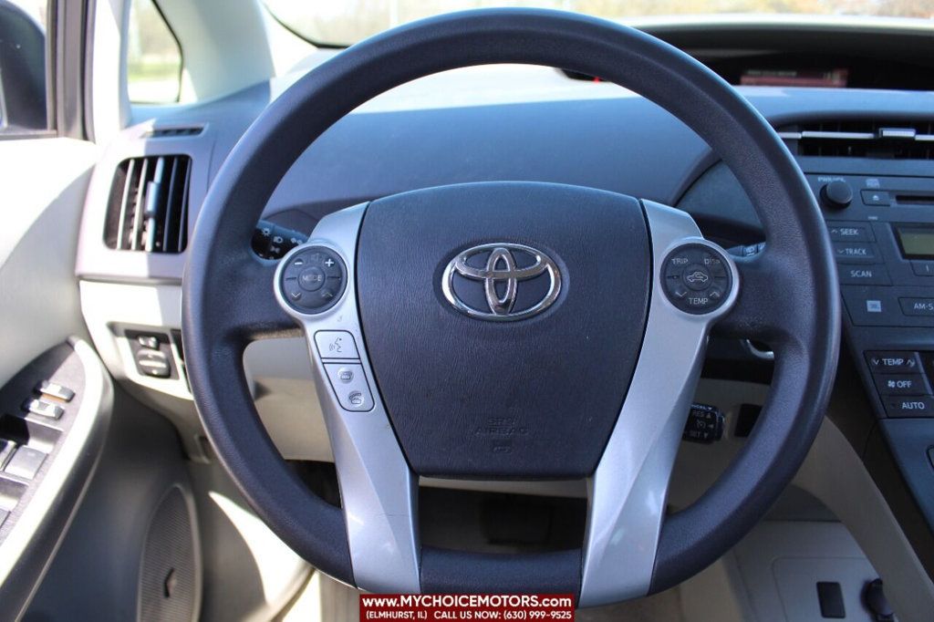 2011 Toyota Prius Three 4dr Hatchback - 22401973 - 25