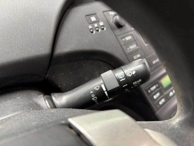 2011 Toyota Prius Two 4dr Hatchback - 22959332 - 29