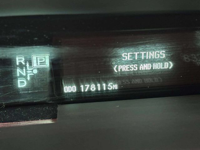 2011 Toyota Prius Two 4dr Hatchback - 22959332 - 31