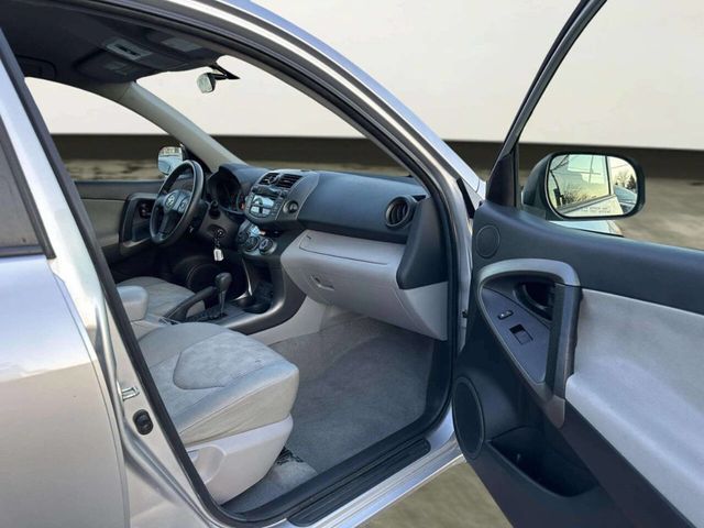 2011 Toyota RAV4 4WD 4dr 4-cyl 4-Speed Automatic - 23010688 - 18