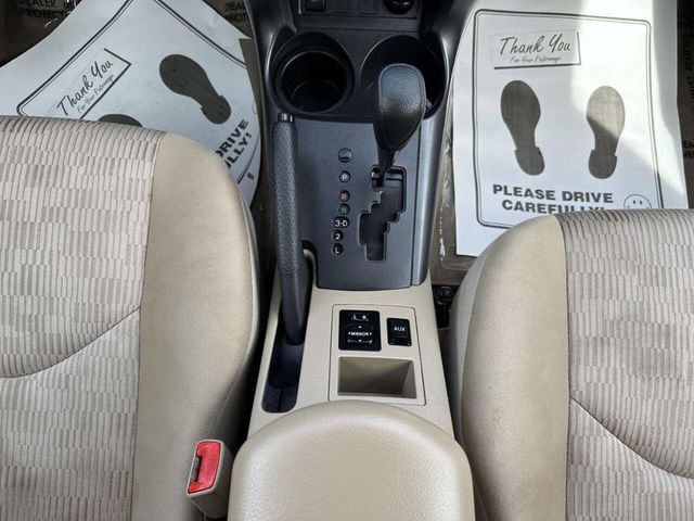 2011 Toyota RAV4 4WD 4dr 4-cyl 4-Speed Automatic - 23052211 - 18