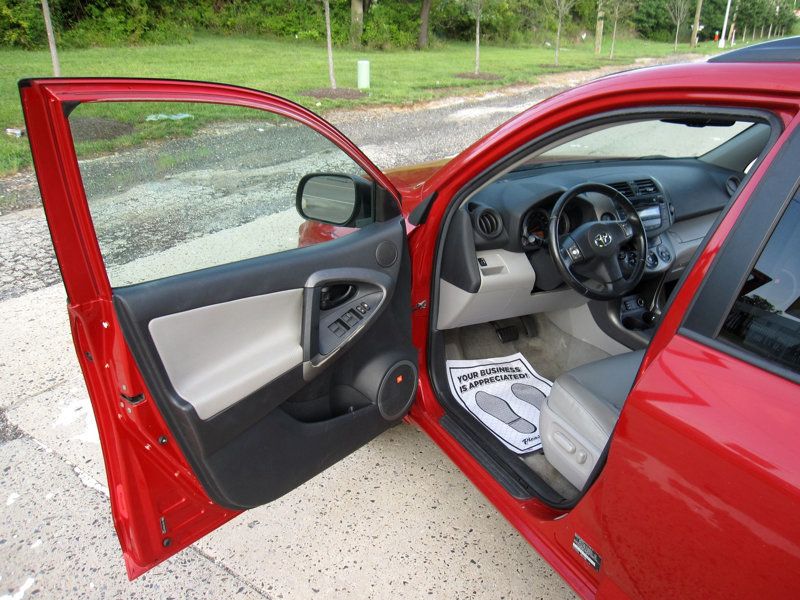 2011 Toyota RAV4 4WD 4dr 4-cyl 4-Speed Automatic Ltd - 22884072 - 11