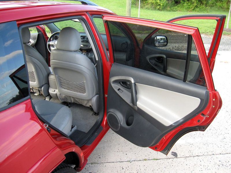 2011 Toyota RAV4 4WD 4dr 4-cyl 4-Speed Automatic Ltd - 22884072 - 19