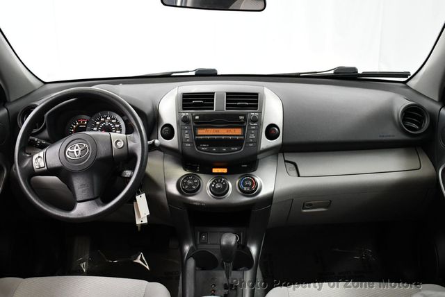 2011 Toyota RAV4 4WD 4dr V6 5-Speed Automatic - 22381526 - 16