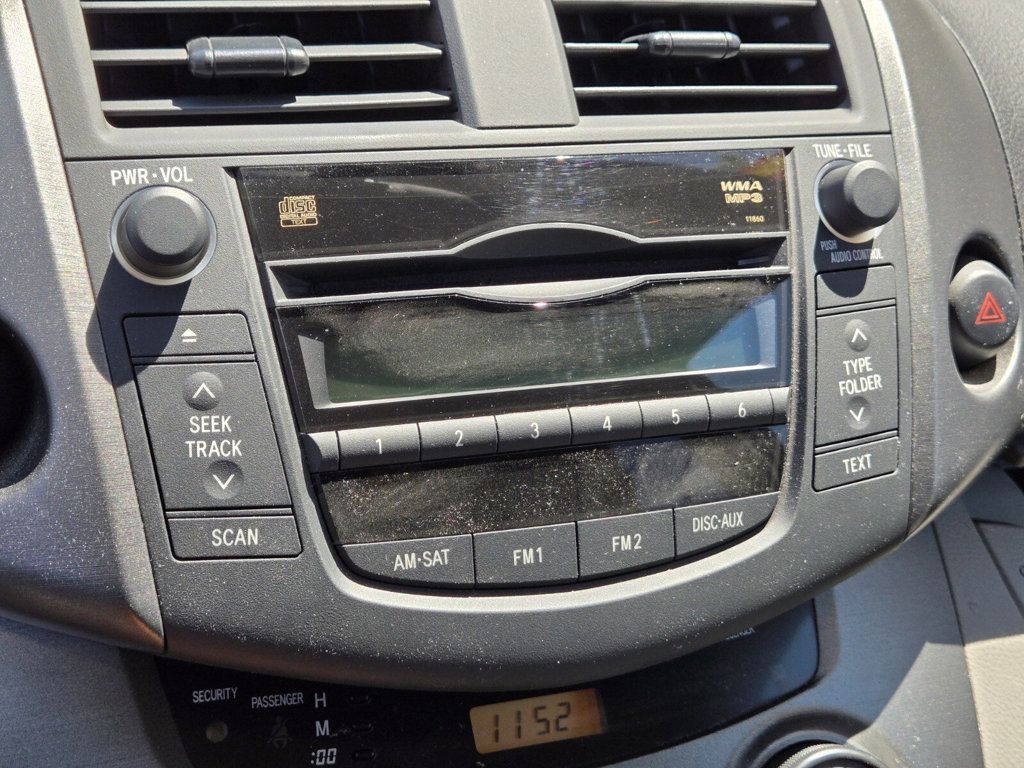 2011 Toyota RAV4 FWD 4dr 4-cyl 4-Speed Automatic - 22897048 - 17