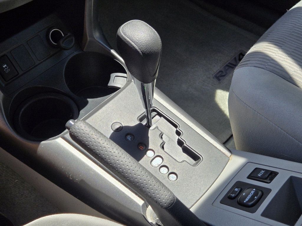 2011 Toyota RAV4 FWD 4dr 4-cyl 4-Speed Automatic - 22897048 - 18