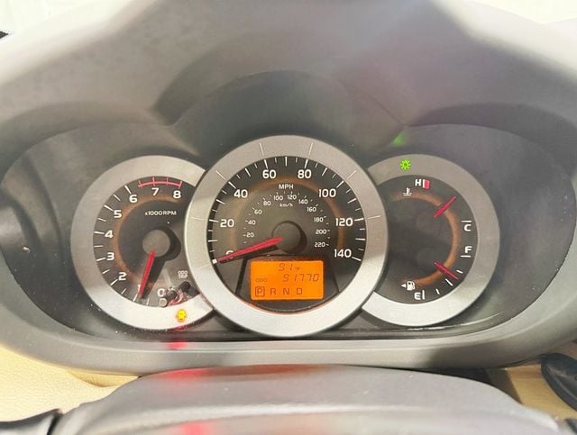 2011 Toyota RAV4 FWD 4dr 4-cyl 4-Speed Automatic - 22917903 - 11