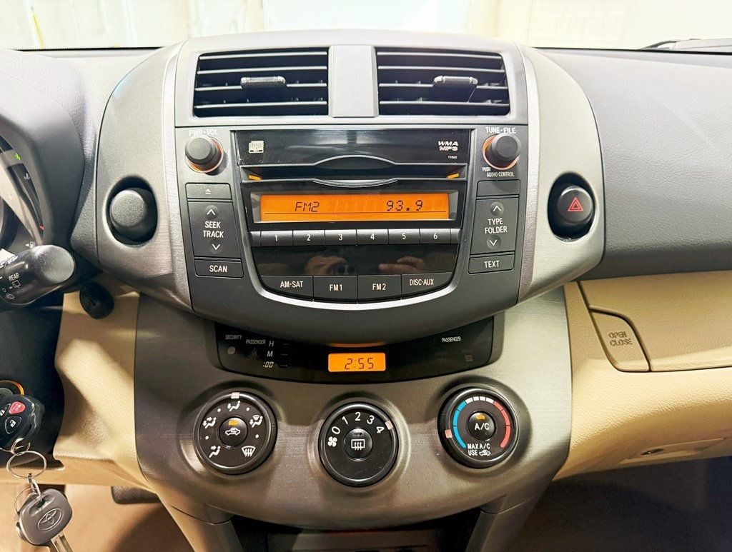 2011 Toyota RAV4 FWD 4dr 4-cyl 4-Speed Automatic - 22917903 - 12