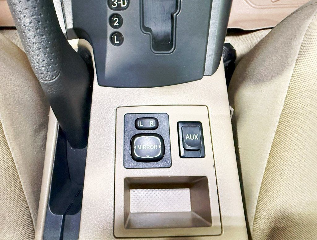 2011 Toyota RAV4 FWD 4dr 4-cyl 4-Speed Automatic - 22917903 - 16