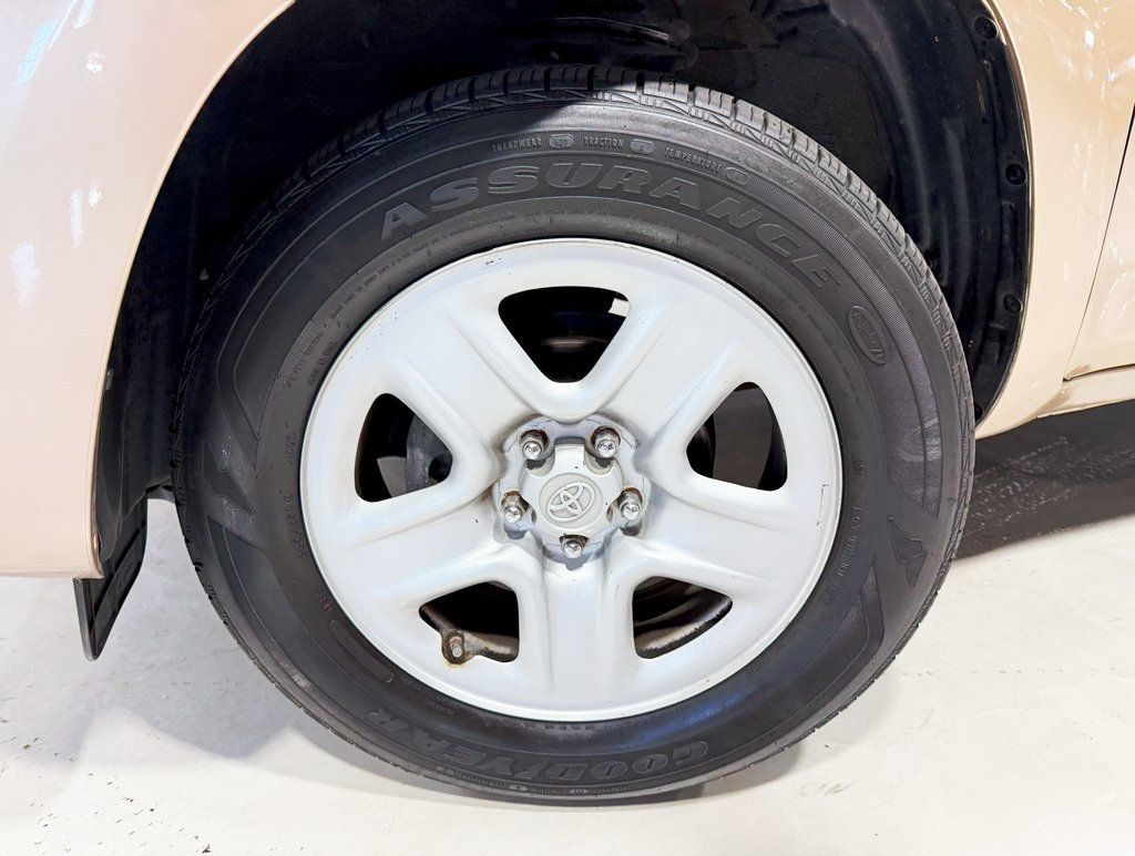 2011 Toyota RAV4 FWD 4dr 4-cyl 4-Speed Automatic - 22917903 - 1