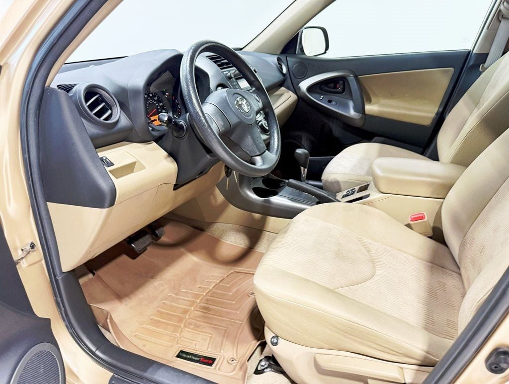 2011 Toyota RAV4 FWD 4dr 4-cyl 4-Speed Automatic - 22917903 - 19