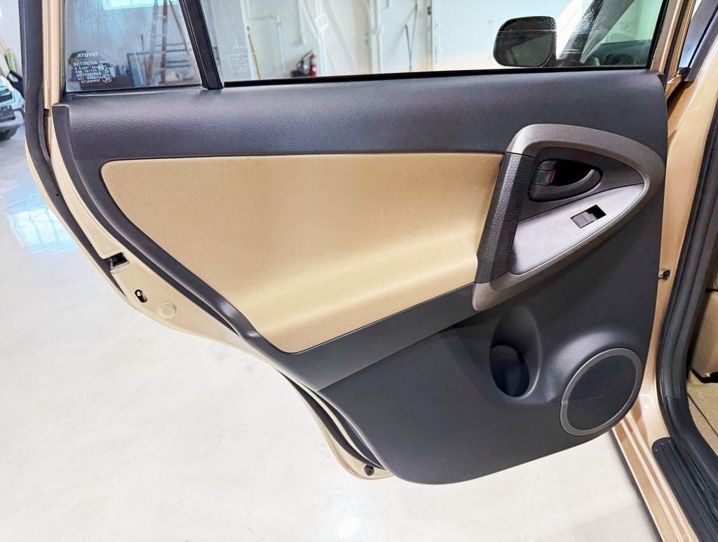 2011 Toyota RAV4 FWD 4dr 4-cyl 4-Speed Automatic - 22917903 - 25