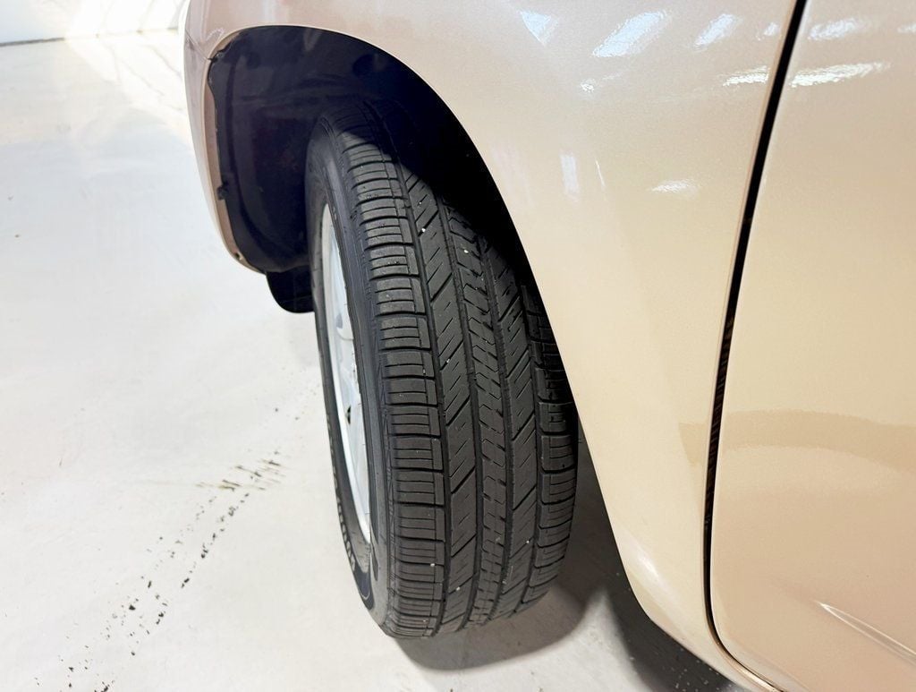 2011 Toyota RAV4 FWD 4dr 4-cyl 4-Speed Automatic - 22917903 - 2