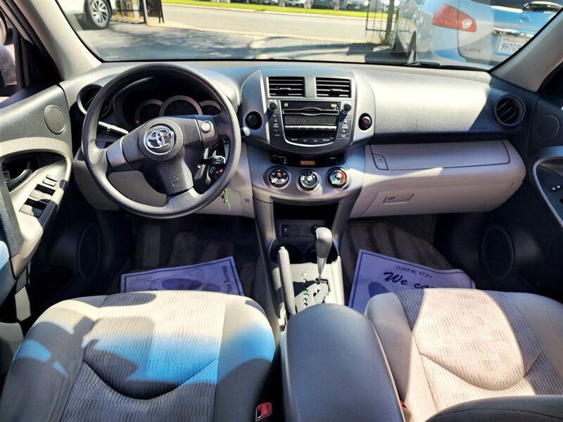 2011 Toyota RAV4 FWD 4dr 4-cyl 4-Speed Automatic - 22912809 - 17