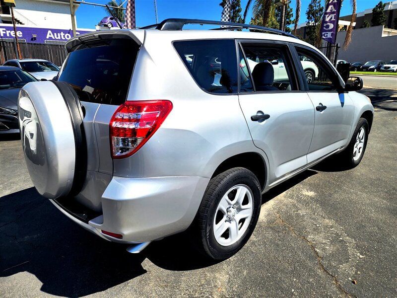 2011 Toyota RAV4 FWD 4dr 4-cyl 4-Speed Automatic - 22912809 - 5