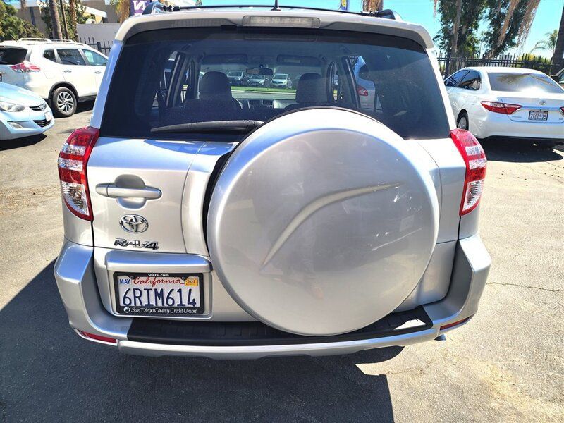 2011 Toyota RAV4 FWD 4dr 4-cyl 4-Speed Automatic - 22912809 - 7
