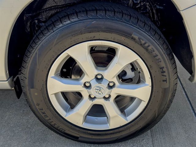 2011 Toyota RAV4 FWD 4dr 4-cyl 4-Speed Automatic Ltd - 22887676 - 16