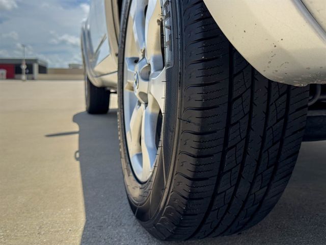 2011 Toyota RAV4 FWD 4dr 4-cyl 4-Speed Automatic Ltd - 22887676 - 17