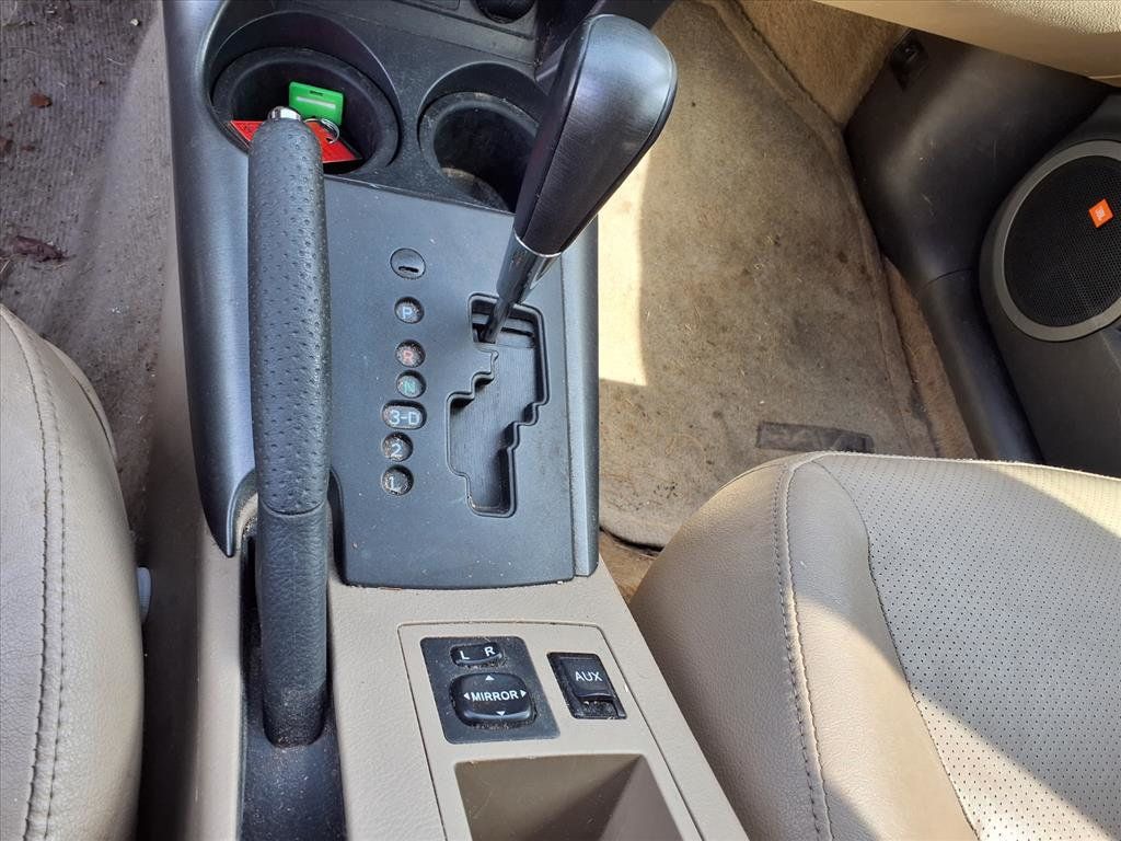 2011 Toyota RAV4 FWD 4dr 4-cyl 4-Speed Automatic Ltd - 22956330 - 10