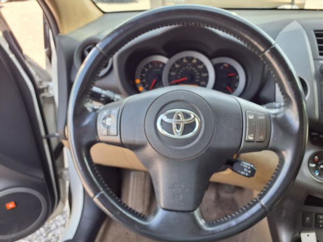 2011 Toyota RAV4 FWD 4dr 4-cyl 4-Speed Automatic Ltd - 22956330 - 7