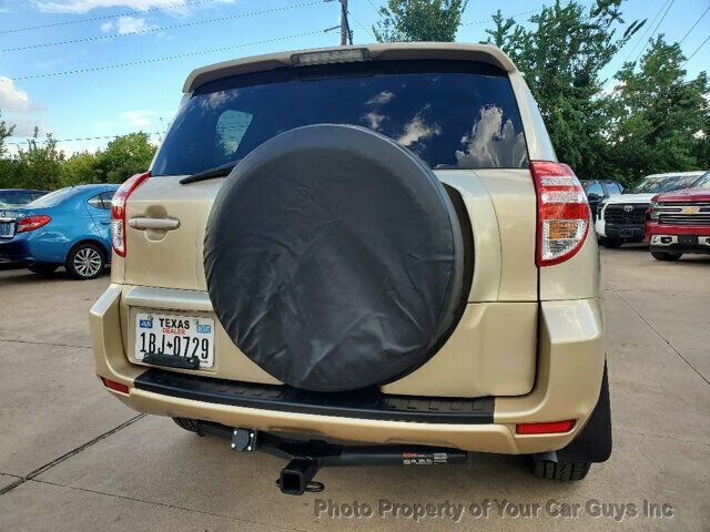 2011 Toyota RAV4 One owner - 22928276 - 14