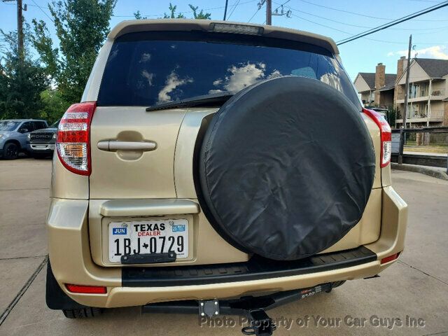 2011 Toyota RAV4 One owner - 22928276 - 16