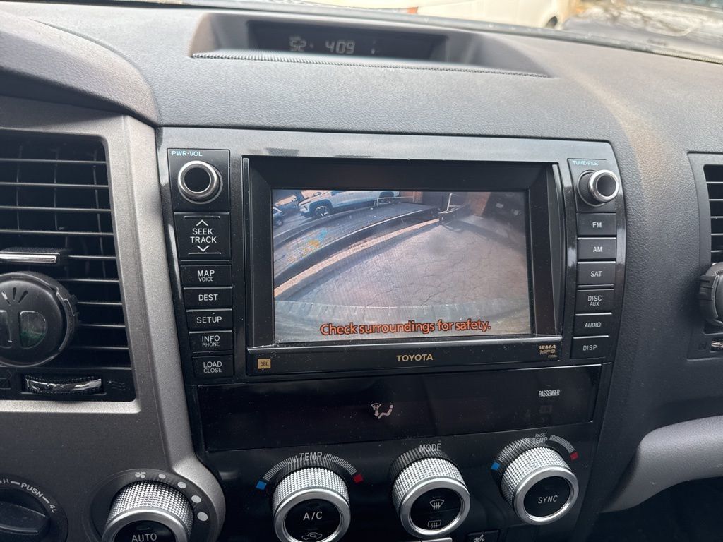 2011 Toyota Sequoia 4WD LV8 6-Speed Automatic Ltd - 23003085 - 18