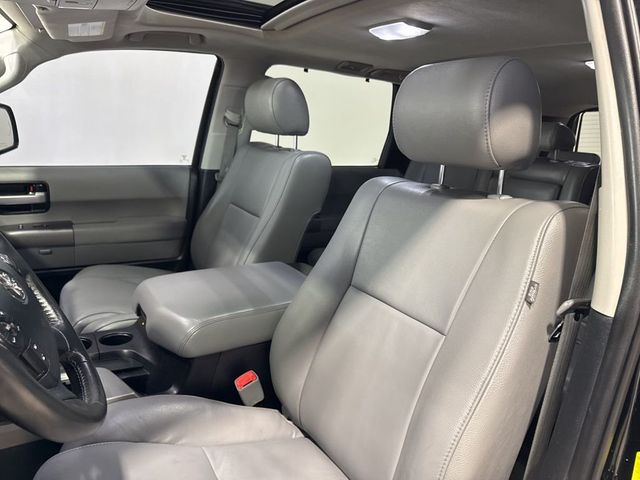 2011 Toyota Sequoia 4WD LV8 6-Speed Automatic Ltd - 23003085 - 29