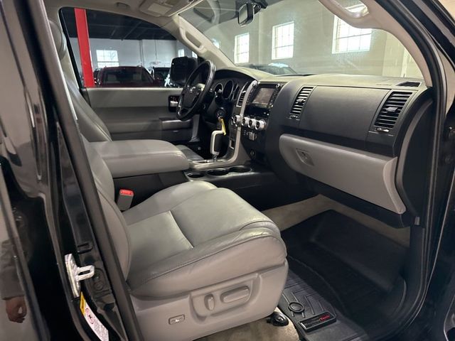 2011 Toyota Sequoia 4WD LV8 6-Speed Automatic Ltd - 23003085 - 49