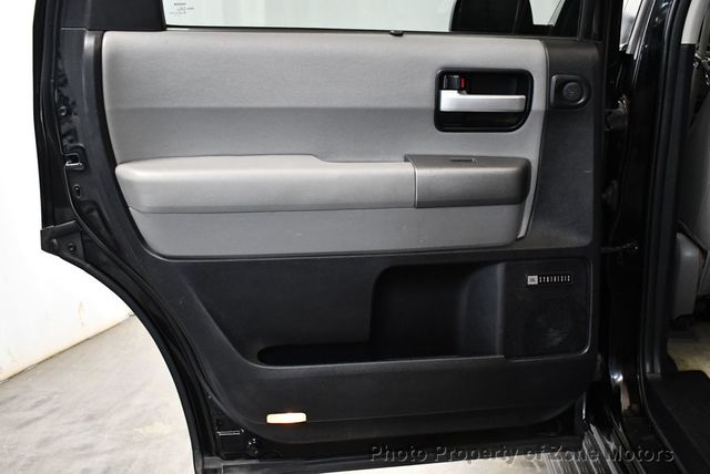 2011 Toyota Sequoia 4WD LV8 FFV 6-Speed Automatic Ltd - 23014474 - 23