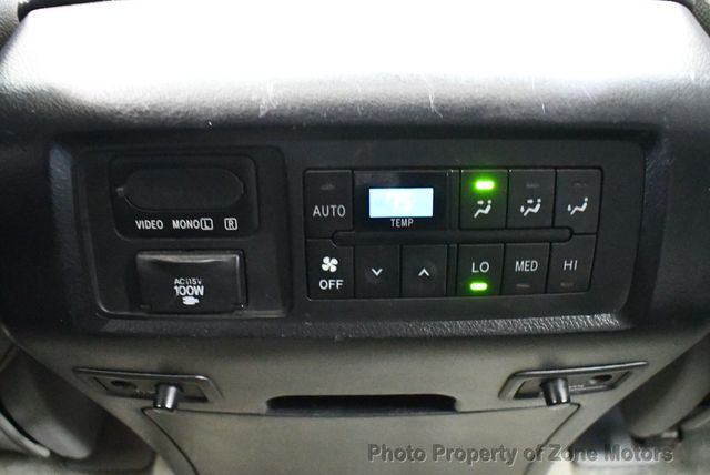 2011 Toyota Sequoia 4WD LV8 FFV 6-Speed Automatic Ltd - 23014474 - 25
