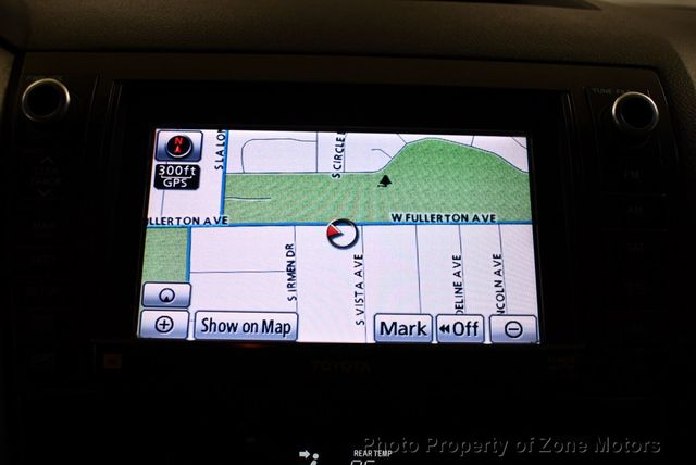 2011 Toyota Sequoia 4WD LV8 FFV 6-Speed Automatic Ltd - 23014474 - 44