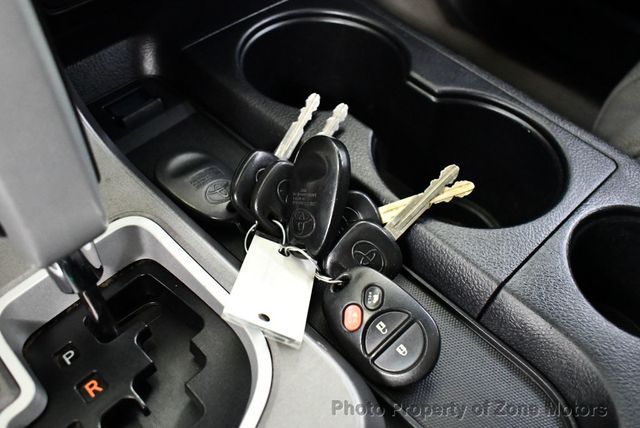 2011 Toyota Sequoia 4WD LV8 FFV 6-Speed Automatic Ltd - 23014474 - 55