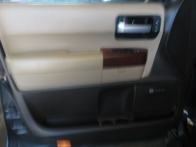 2011 Toyota Sequoia 4X4 PLATINUM SEQUOIA THIRD ROW SEAT 5.7 MOTOR EXTRA CLEAN  - 23059848 - 15